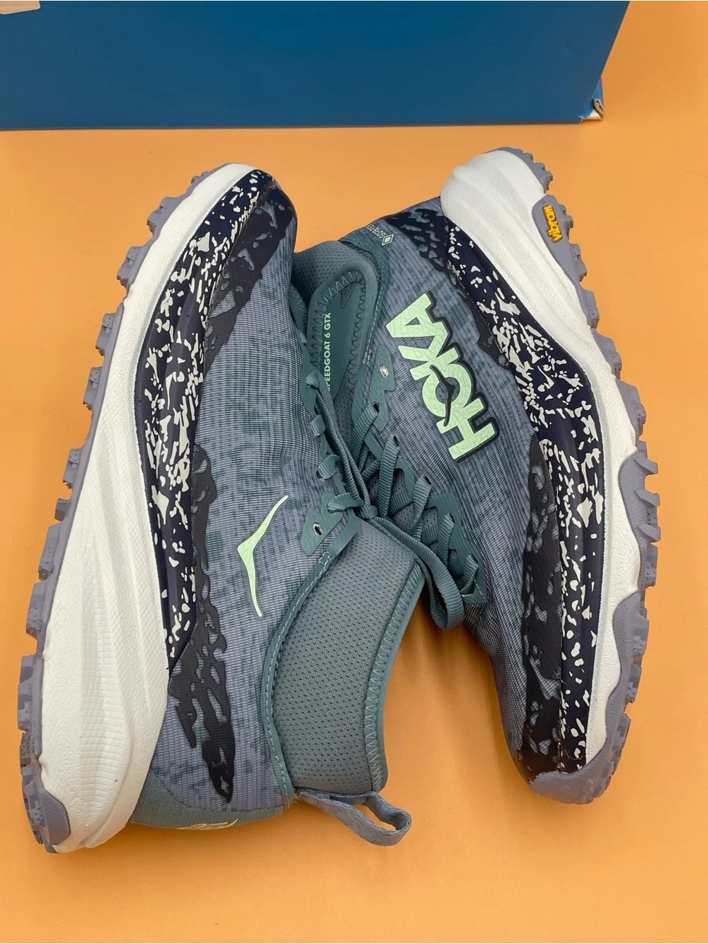 Size 7B Hoka One Women Speedgoat 6 Mid GTX Hiking / Running Shoes MFGD 1155153